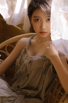 在世界尽头咏唱恋曲的少女yu-no